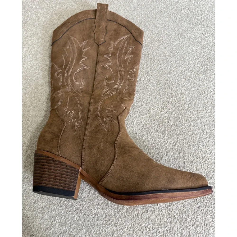 IUV Women's Western Cowboy Boots Taupe Embroidered Mid Calf Block Heel US 8